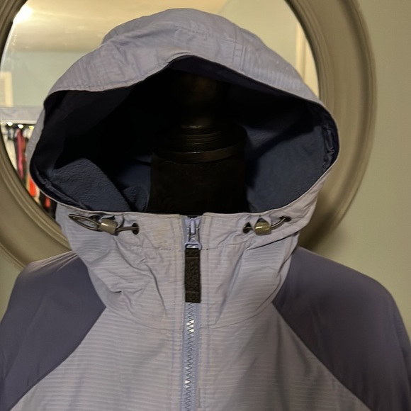 Columbia Sportswear Company, woman’s, blue & purple, jacket. Size large. - Picture 3 of 5